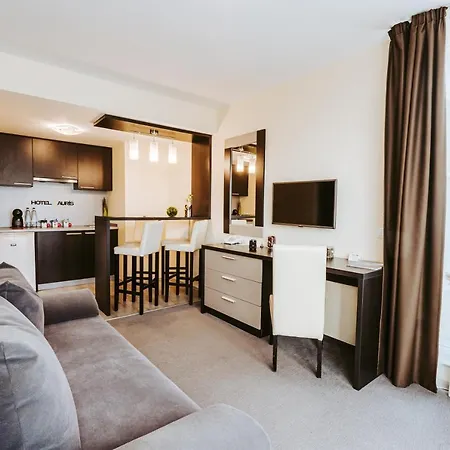 Auris Private Jacuzzi Apartment Hotel Segedyn